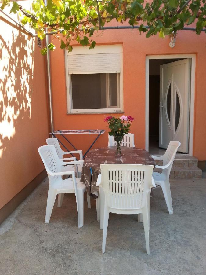 Apartment Toni With Private Parking Zadar Exterior foto